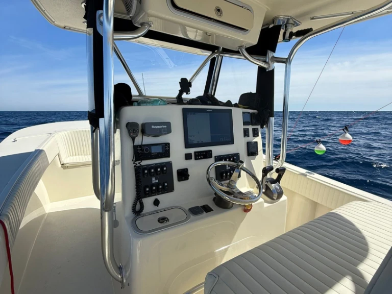 Ein Allcustom All custom mieten in Marina di Portisco