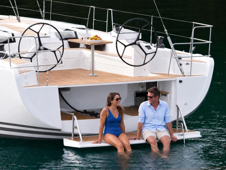 Bootsverleih Hanse Hanse 575 Golfo Aranci Samboat
