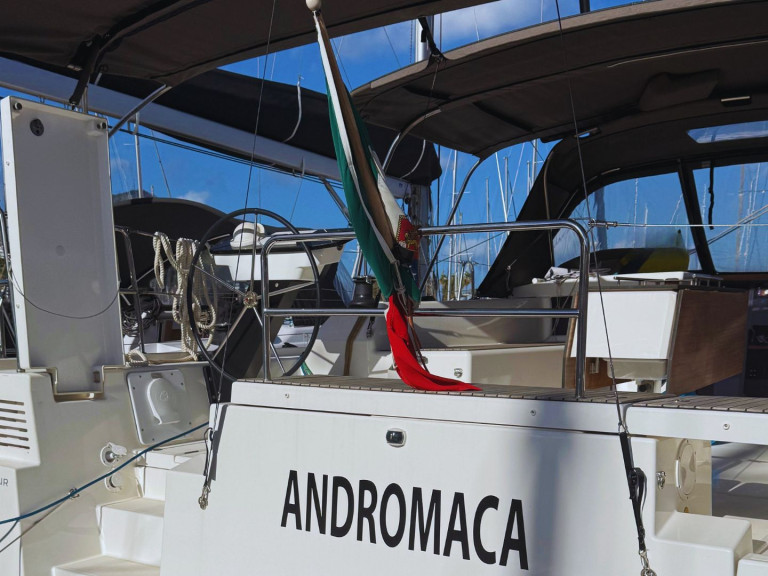 YachtCharter in Cagliari - Dufour Dufour 470 auf SamBoat