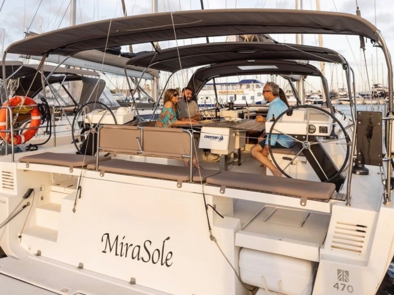 YachtCharter in Cagliari - Dufour Dufour 470 auf SamBoat