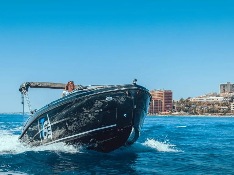 FEMIS AQUA 615 T6 mieten Puerto Marina Benalmadena