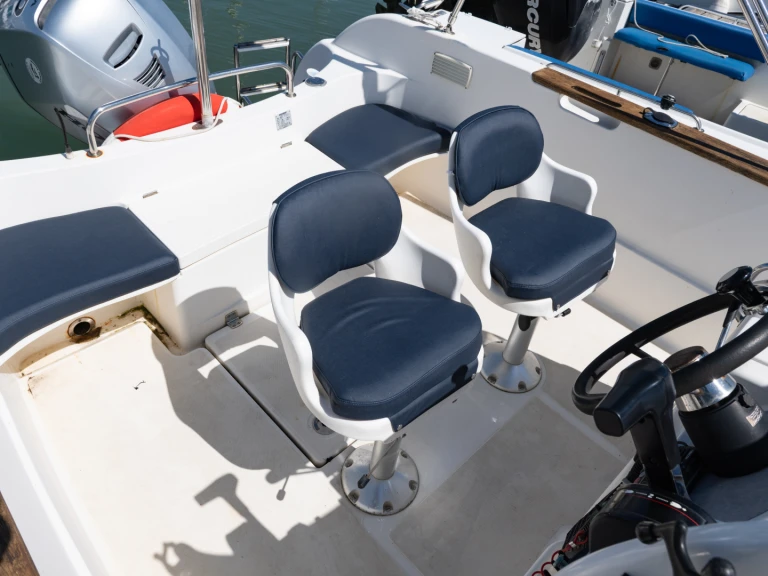 Boot mieten Royan günstig Quicksilver 630 Commander