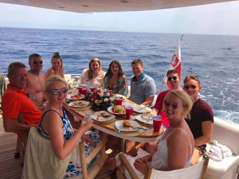 Bootsverleih Gulf Craft Majesty 66 Gouviá Samboat