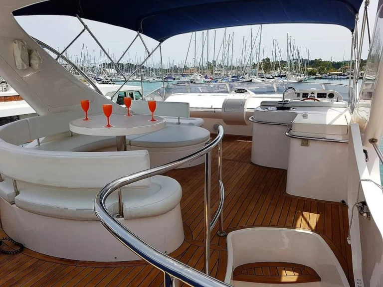 Yacht mit oder ohne Skipper Gulf Craft mieten in Gouviá
