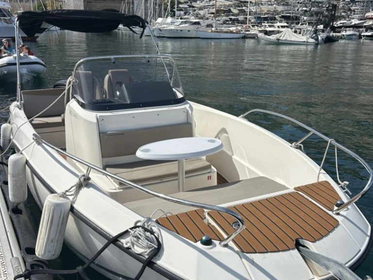Vermietung Motorboot Quicksilver mit Führerschein
