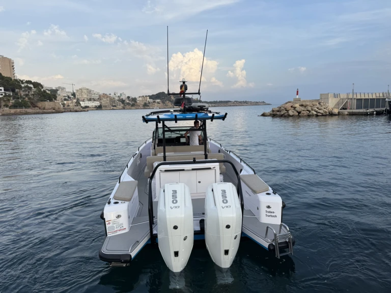 Motorboot mit oder ohne Skipper Axopar mieten in Can Picafort