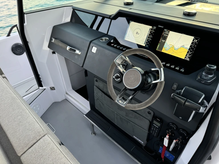 Vermietung Motorboot Axopar mit Führerschein