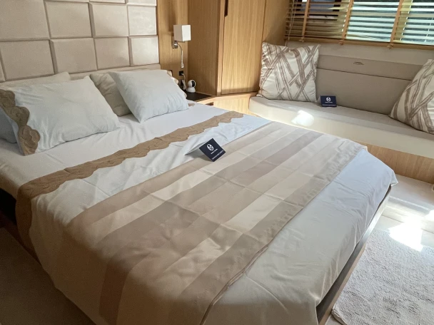 Ein Galeon GALEON 485 HTS mieten in Athen