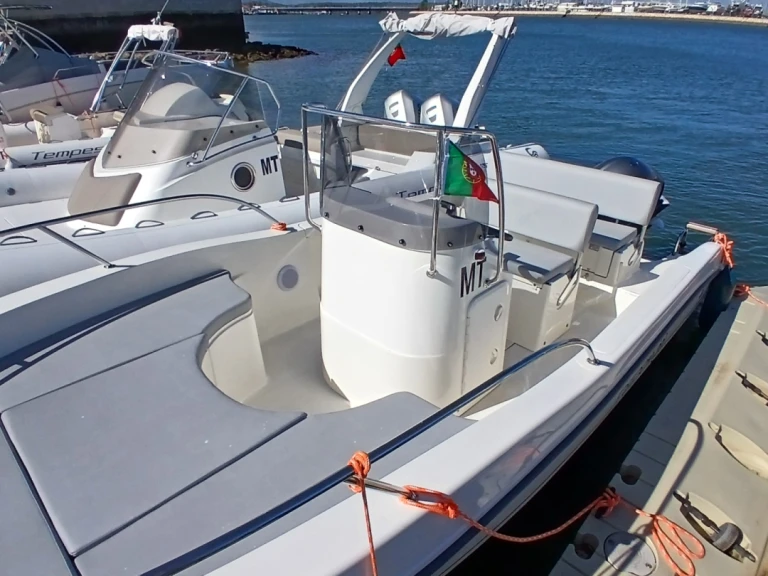Motorboot mieten in Portimão zum besten Preis