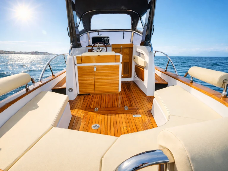 Motorboot mieten in Positano zum besten Preis