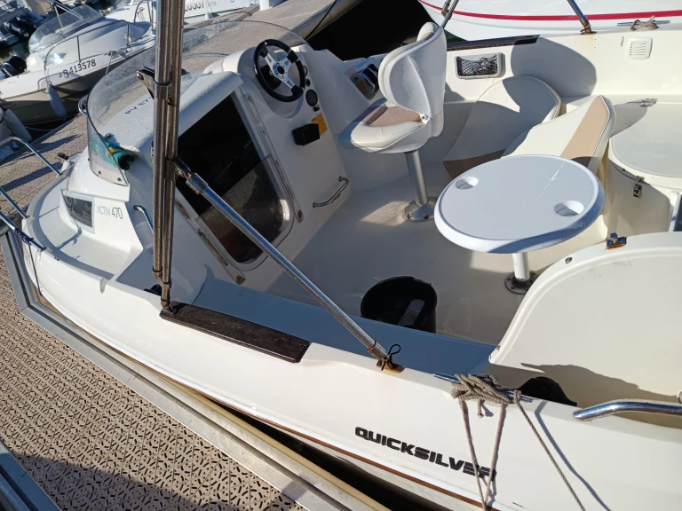 Yacht mieten in Le Barcarès - Quicksilver Activ 470 Cabin