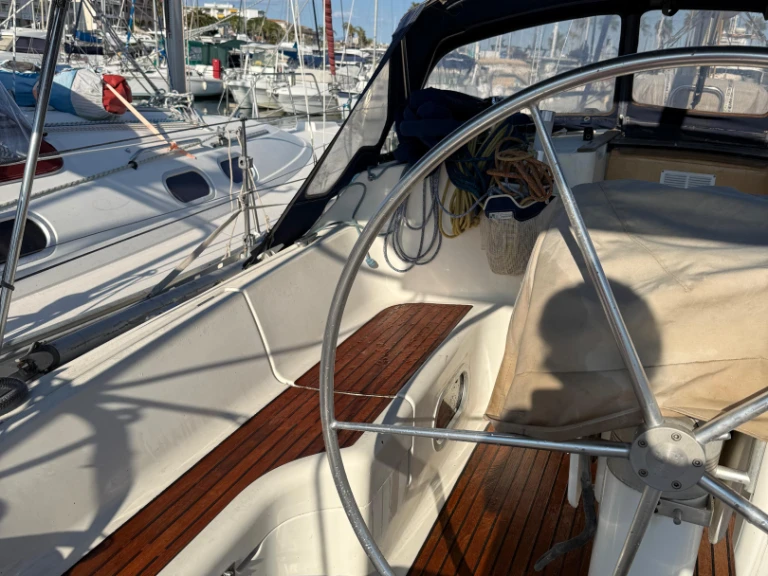 Segelboot mieten in Golfe-Juan zum besten Preis