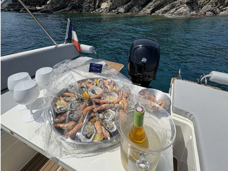 Motorboot mieten in Argelès-sur-Mer - Nuva Nuva M6 Open