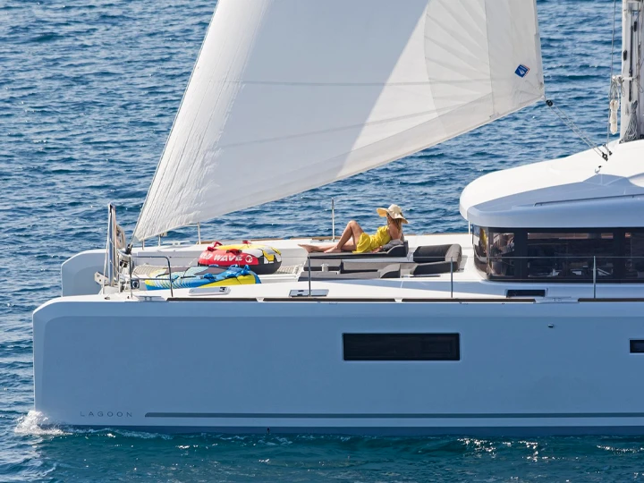 Bootsverleih Lagoon Lagoon 52 F Athen Samboat