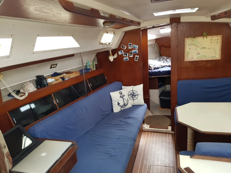 Segelboot mit oder ohne Skipper Hunter mieten in Port la Forêt