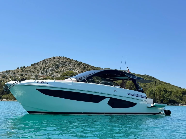 YachtCharter in Murter-Kornati -  FIM 440 Regina auf SamBoat