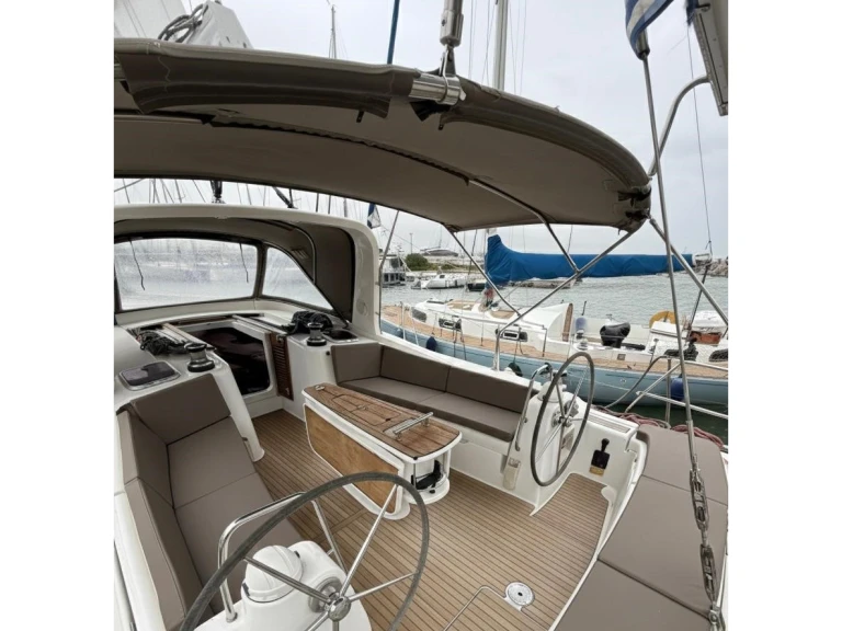 Boot mieten Nikiána günstig Oceanis 50 Family