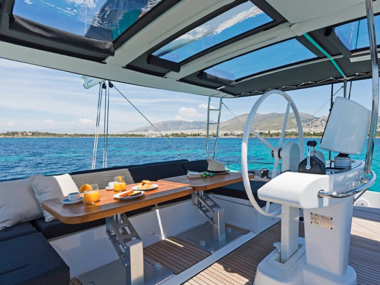 Katamaran mit oder ohne Skipper Lagoon mieten in Lavrion