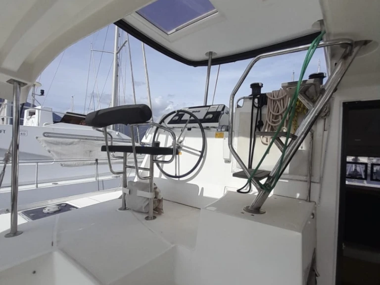 YachtCharter in Hyères - Lagoon Lagoon 42 auf SamBoat