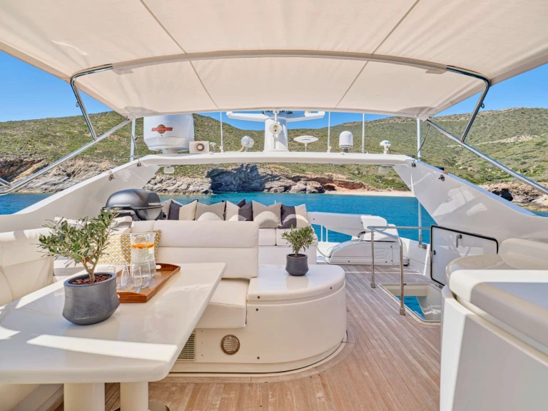 YachtCharter in Lavrion - Ferretti APE&Iota;RON BLUE auf SamBoat