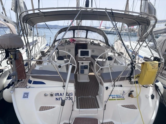 Bavaria Bavaria 42 Cruiser mieten Lavrion