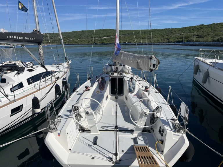 Bootsverleih Italia Yachts Italia 9.98 Punat Samboat