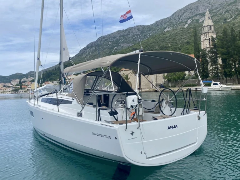 Vermietung Segelboot Jeanneau mit Führerschein