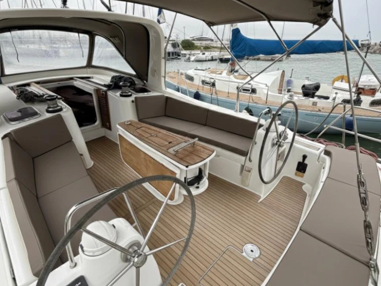 Vermietung Segelboot Bénéteau mit Führerschein