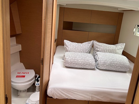 Ein Jeanneau Sun Odyssey 410 mieten in Palma de Mallorca