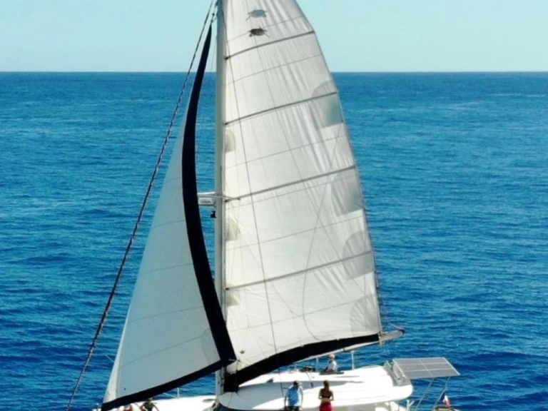 Katamaran mit oder ohne Skipper Fountaine Pajot mieten in Nosy Be