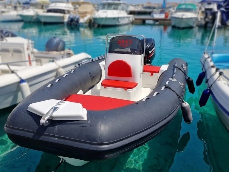 Vermietung Schlauchboot CNC mit Führerschein
