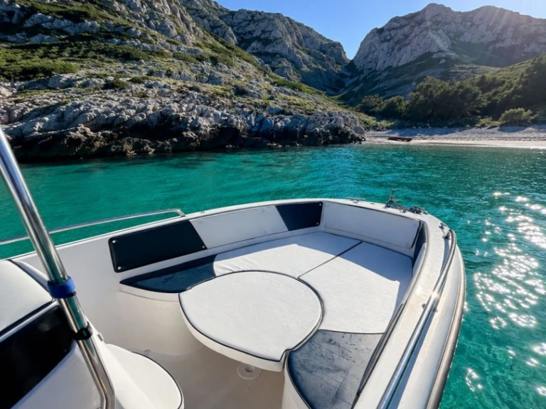 Motorboot mit oder ohne Skipper Orizzonti mieten in Marseille