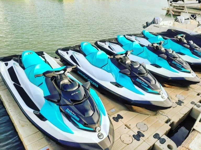 Ein Sea-Doo GTX 130 mieten in Les Issambres