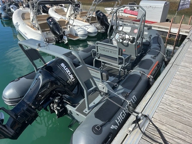 Ein Highfield HIGHFIELD 54 PATROL COASTER mieten in La Trinité-sur-Mer