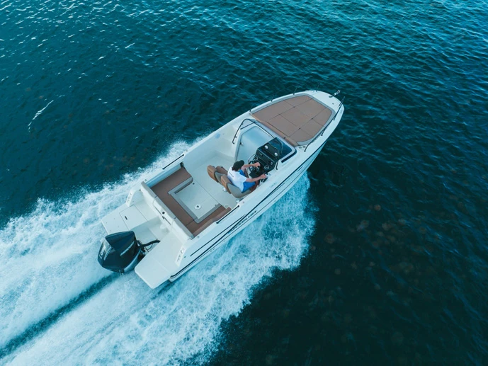 Motorboot mit oder ohne Skipper Quicksilver mieten in Split
