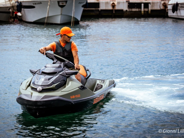 Boot mieten Puerto Deportivo de Marbella günstig GTX PRO 130