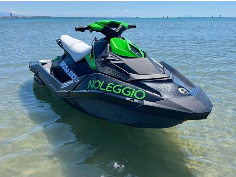 Sea-Doo Spark mieten Anzio