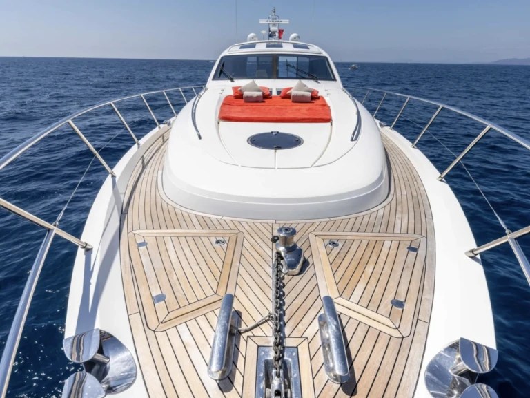 Ein Princess Princess V70 mieten in Saint-Tropez