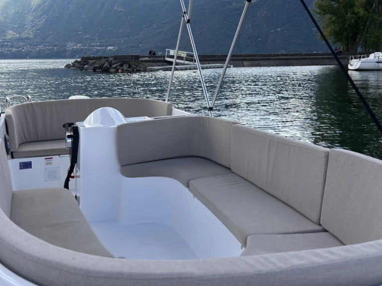 Vermietung Motorboot Valory mit Führerschein