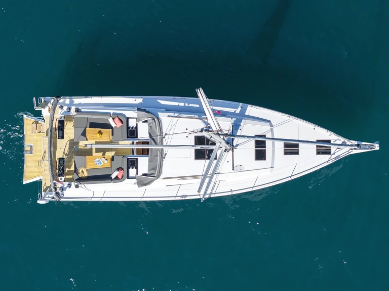 Segelboot mieten in Sukošan zum besten Preis