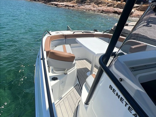 Bénéteau Beneteau MY Flyer 8 mieten Palaiá Fókaia
