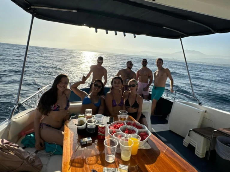 Vermietung Motorboot Sea Ray mit Führerschein