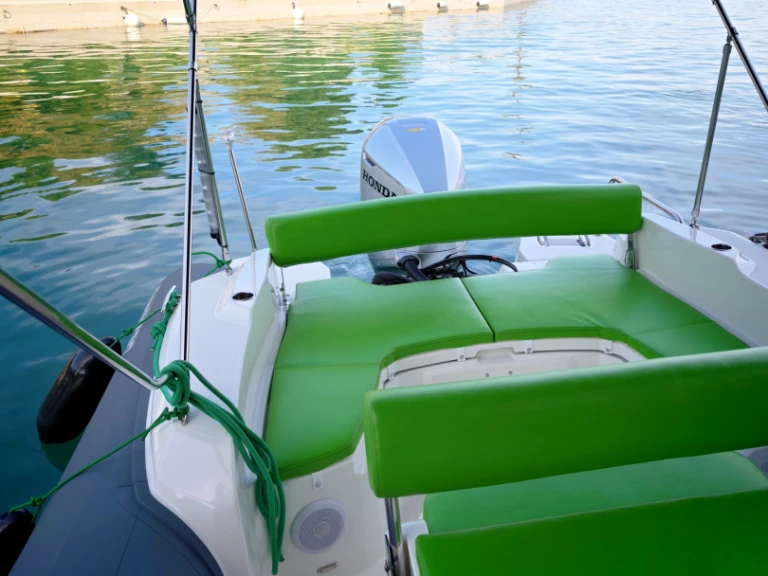 Marlin Boat 790 Pro Dynamic mieten Split