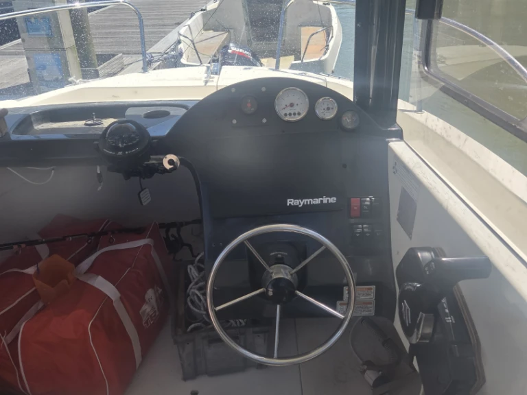 YachtCharter in Saint-Valery-sur-Somme - Quicksilver Captur 555 Pilothouse auf SamBoat