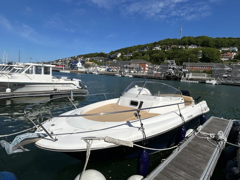 Motorboot mit oder ohne Skipper Jeanneau mieten in Fécamp