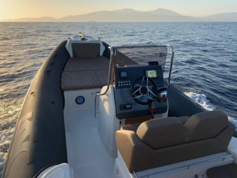 Schlauchboot mit oder ohne Skipper Bsc mieten in Preko
