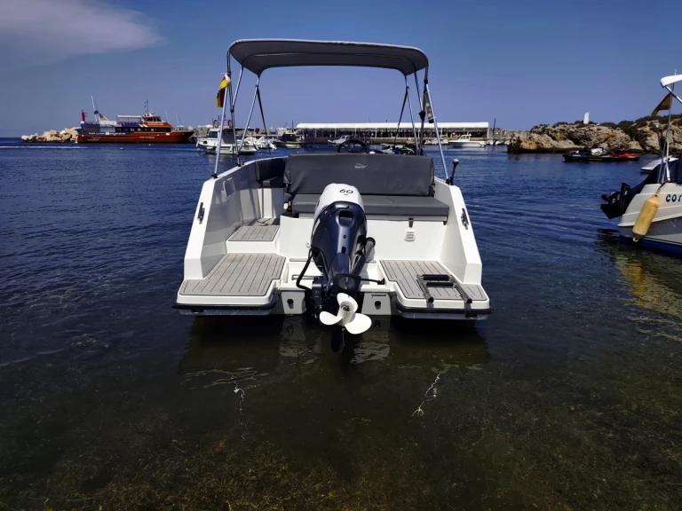 Motorboot mieten in Port d'Alicante zum besten Preis