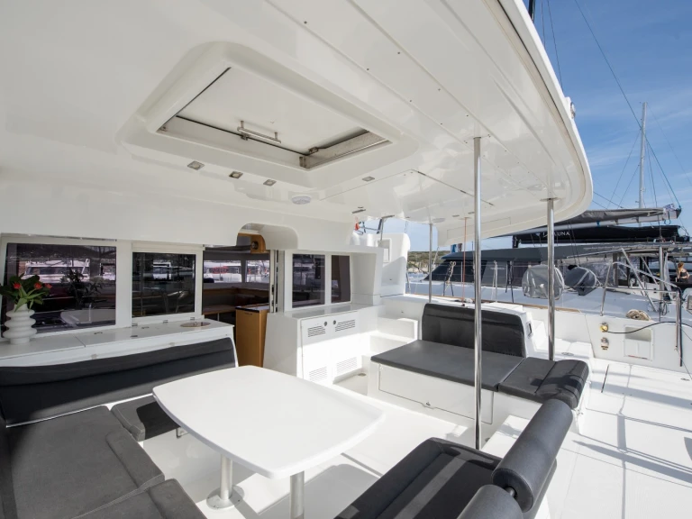 YachtCharter in Lavrion - Lagoon Lagoon 450 F auf SamBoat