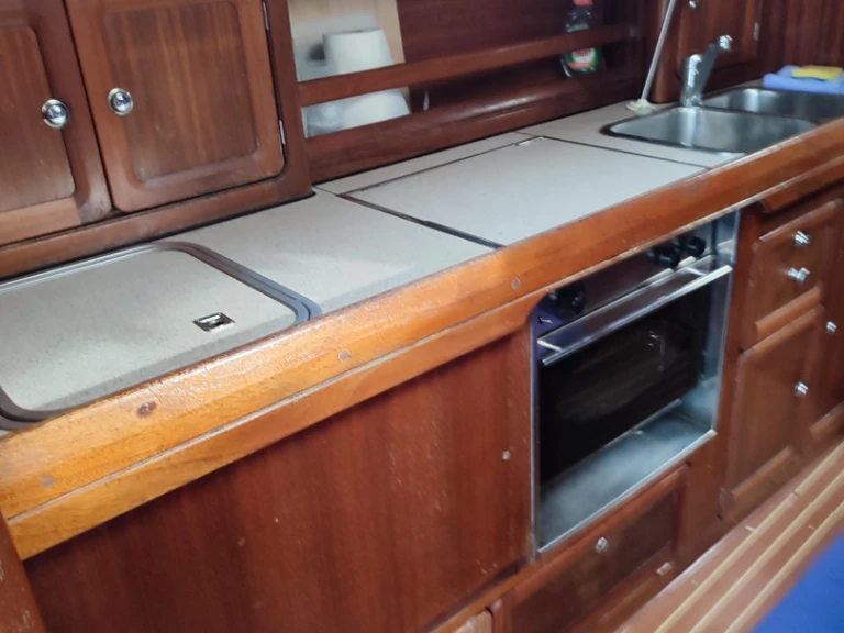 Ein Bavaria Bavaria 37 Cruiser mieten in Puerto Altea