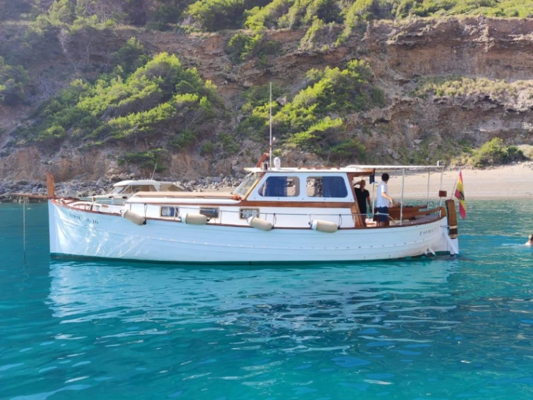 Motorboot mit oder ohne Skipper Mestre D'Aixa Curret mieten in Alcúdia